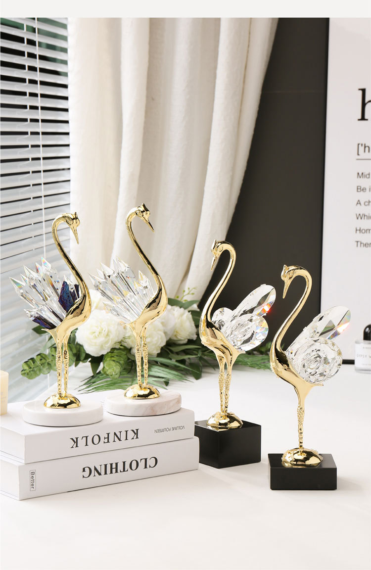 Nordic gold light luxury crystal swan decorative piece, creative home entrance hall, living room, wine cabinet decoration, gift for moving into a new home pic 8