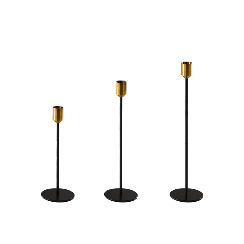 Nordic ironwork candlesticks, dining tables, metal home candlesticks, creative wedding and celebration candlesticks, high-end decorative items wholesale factory Application Scenario