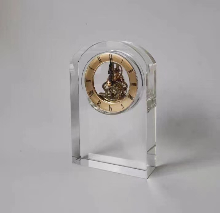 Crystal light luxury model room, transparent glass, crystal, metal clock, pendulum clock, ornaments and ornaments, living room, antique display stand pic 6