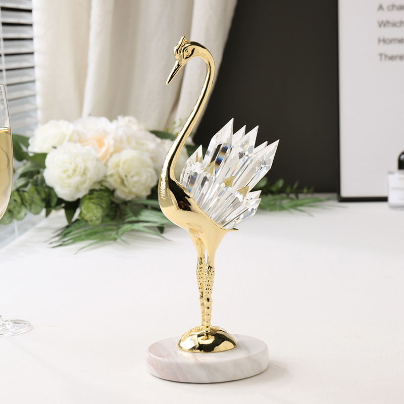 Nordic gold light luxury crystal swan decorative piece, creative home entrance hall, living room, wine cabinet decoration, gift for moving into a new home details Picture