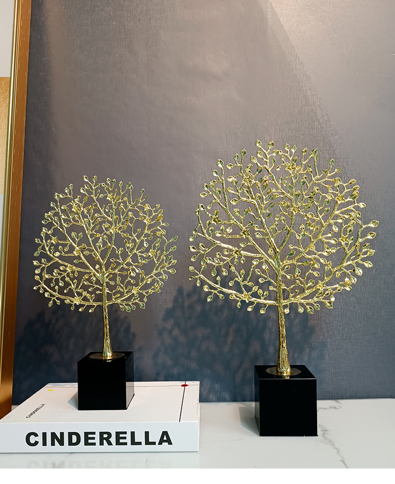 Nordic light luxury home decoration items for prosperity and wealth, high-end metal handicrafts factory for living room and office desk decoration pic 1