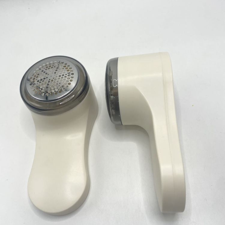 Hairball trimmer, household rechargeable clothing hairball remover, portable sweater shaver Application Scenario