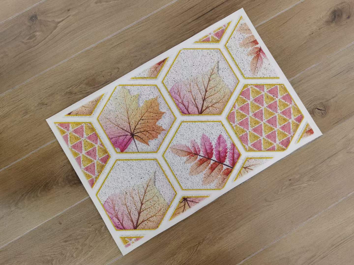 Red Sun Carpet 3D Brushed and Printed Mat for Living Room, Bathroom and Home Floor MATS - Spring, Summer, Autumn and Winter Scenery Series Item Picture
