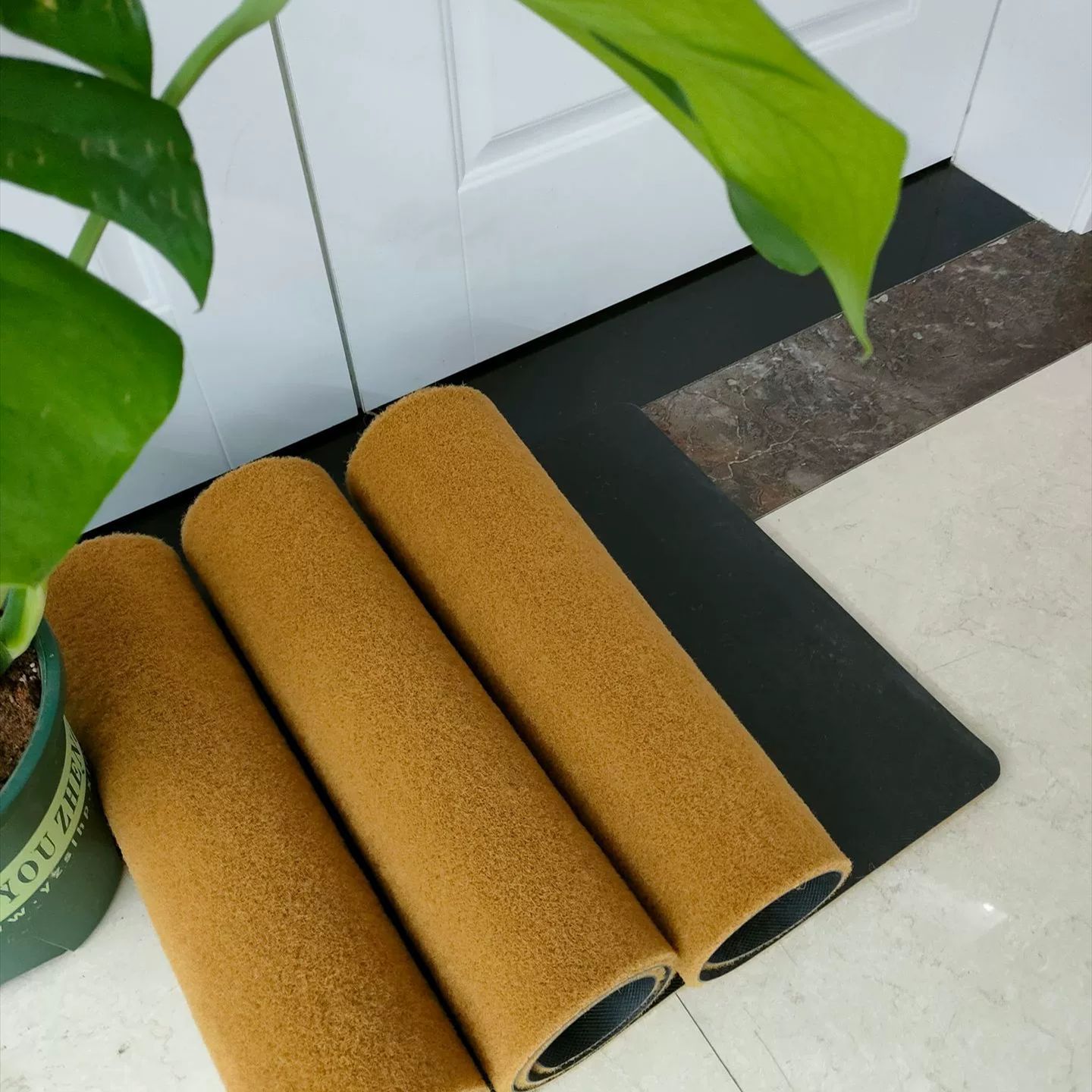 New type of steel wire floor mat imitating coconut palm carpet for mud removal and dust removal, plain color, anti-slip and durable polyester PVC door mat Specification image