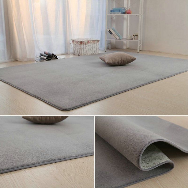 The bedroom is covered with a large area of carpet, which is dirt-resistant for the girl. The living room is fully covered with room carpets and tatami floor MATS. The girl sleeps on the floor pic 1