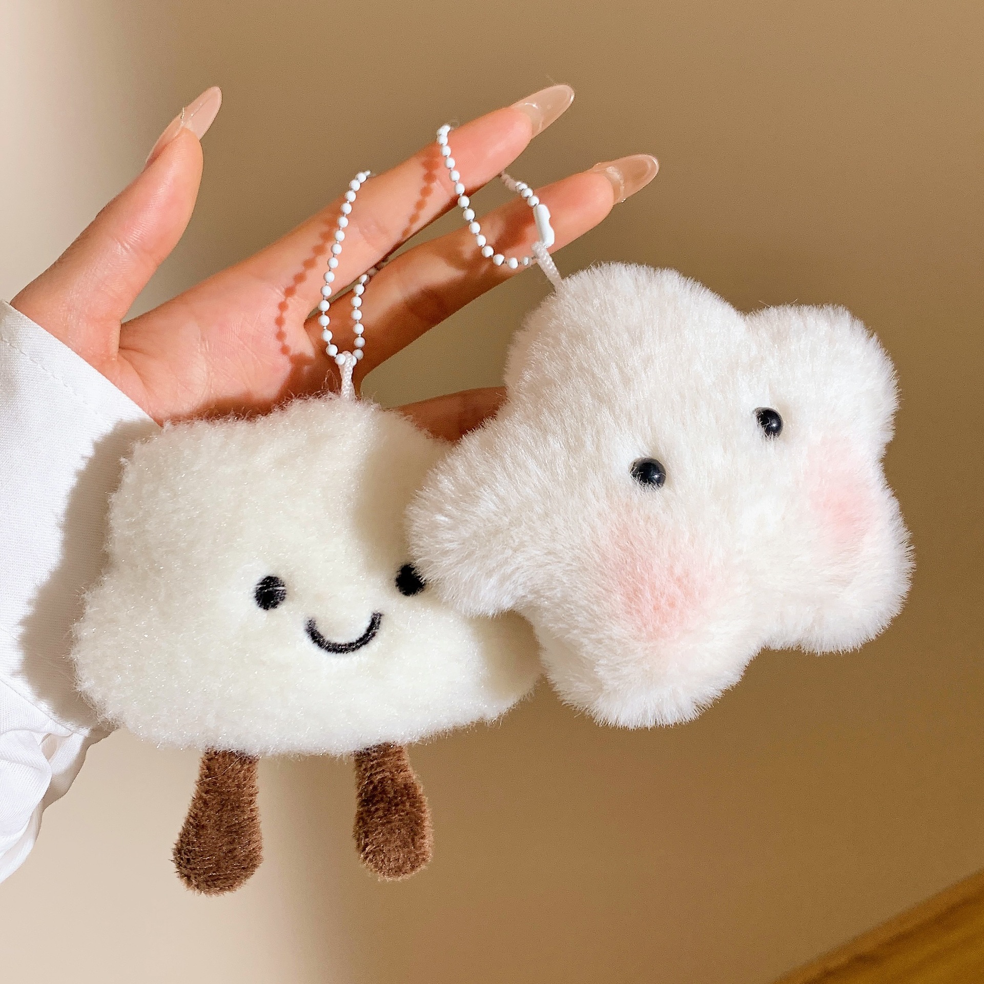 Cute plush toy pendants for event street stalls, girlish keychains, bags, accessories and small gifts pic 3