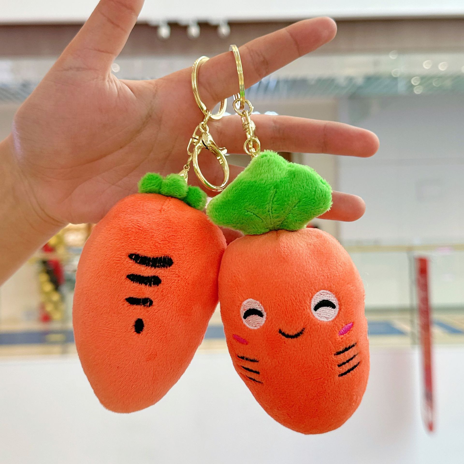 Cute expression radish fruit figurine pendant, cartoon vegetable plush toy, carrot bag pendant, doll details Picture
