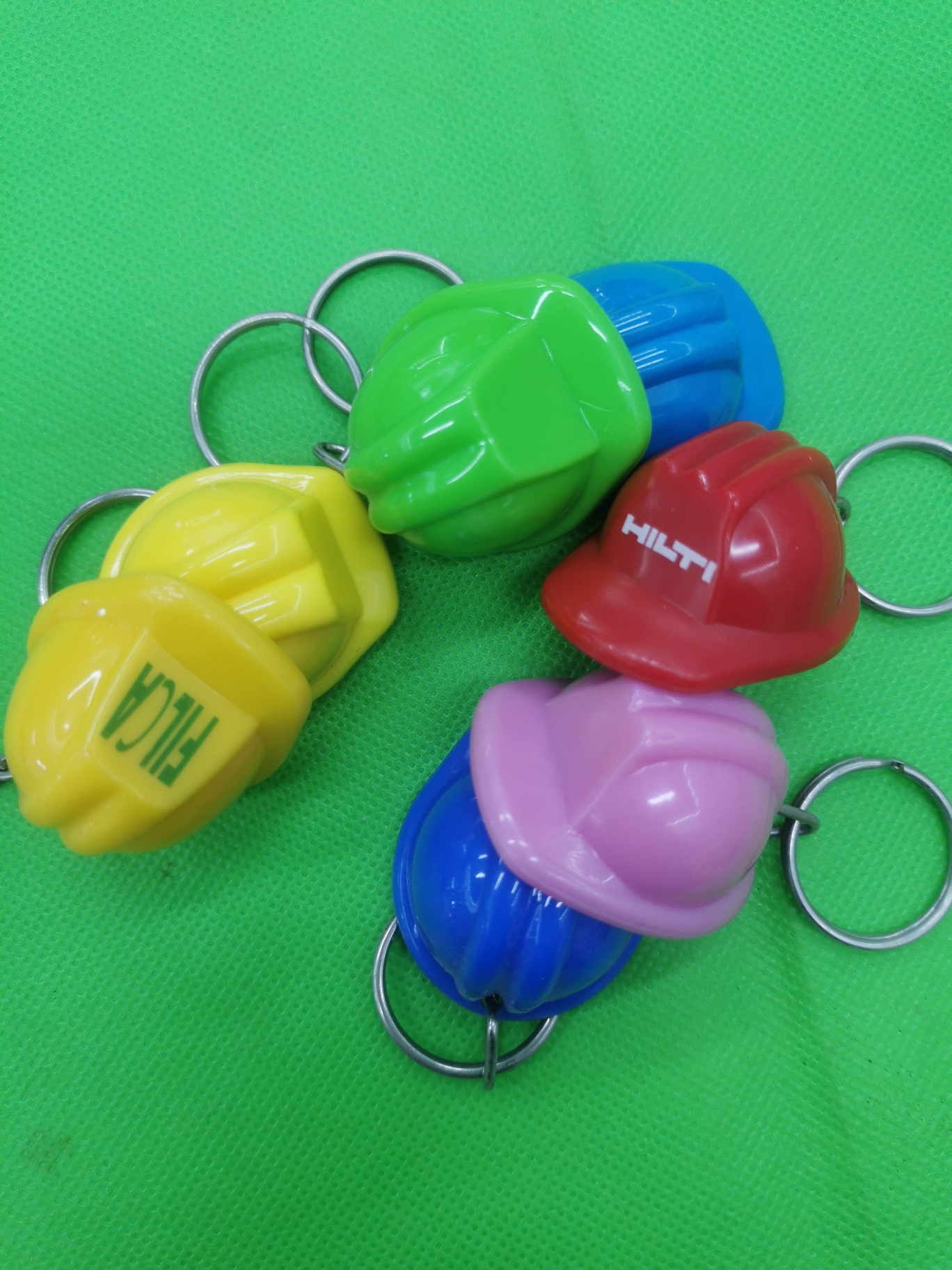 供应迷你小号安全帽 安全帽钥匙扣 小礼品安全帽挂件 欢迎定购。详情18