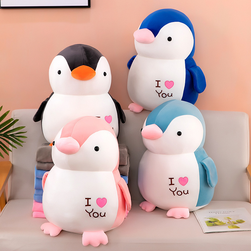 厂家批发创意新款小企鹅毛绒玩具公仔抱枕毯子二合一卡通空调被