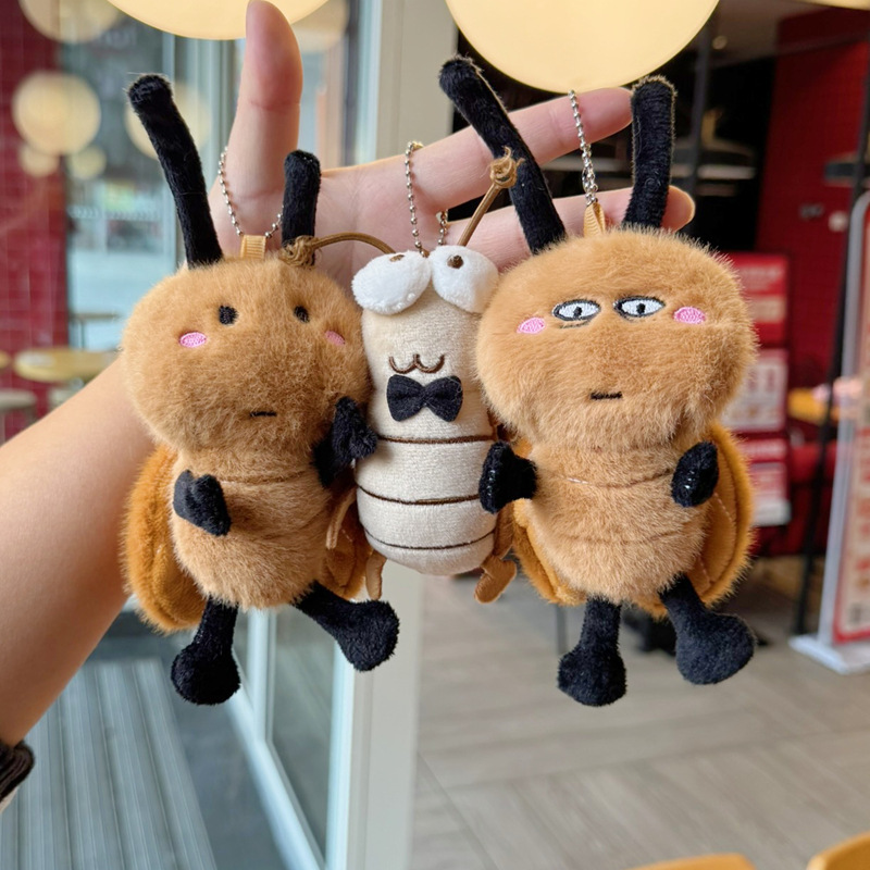 创意小蟑螂毛绒挂件可爱小强钥匙扣公仔玩偶包包挂饰娃娃礼物批发详情1