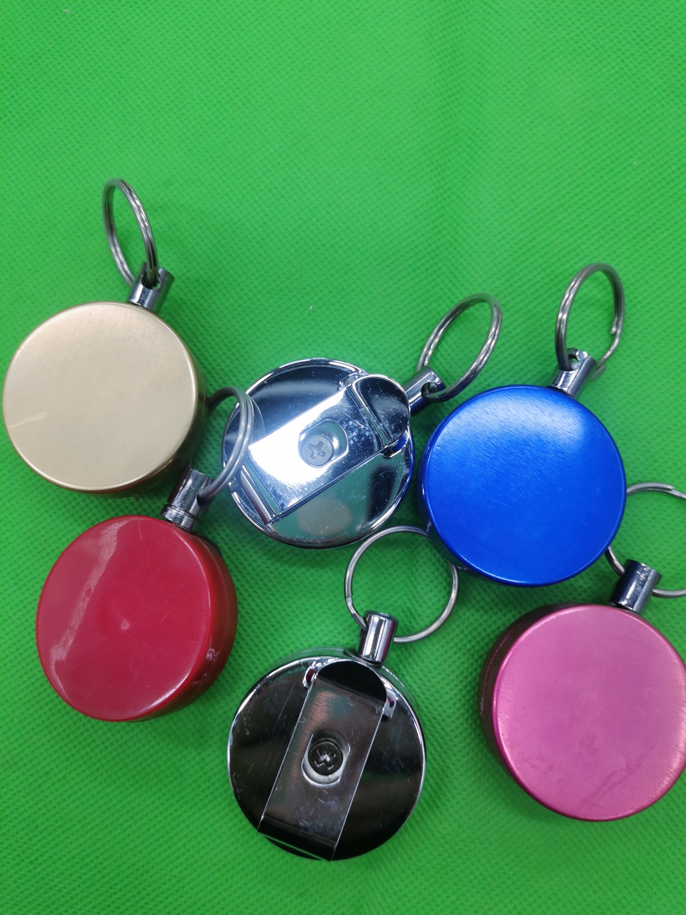 供应4公分半金属平面易拉扣 钢丝线或者尼龙绳易拉扣 证件扣详情1