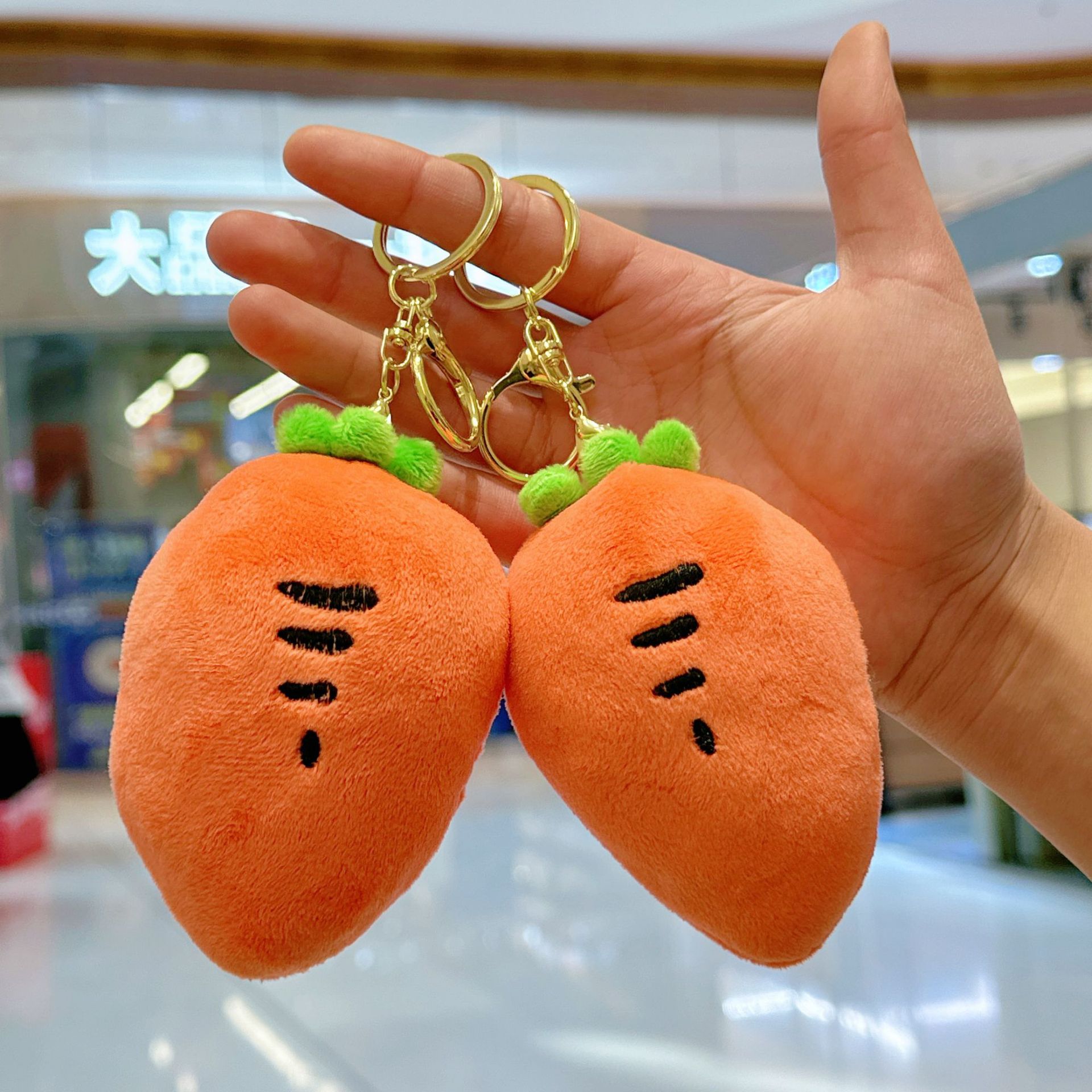 Cute expression radish fruit figurine pendant, cartoon vegetable plush toy, carrot bag pendant, doll
