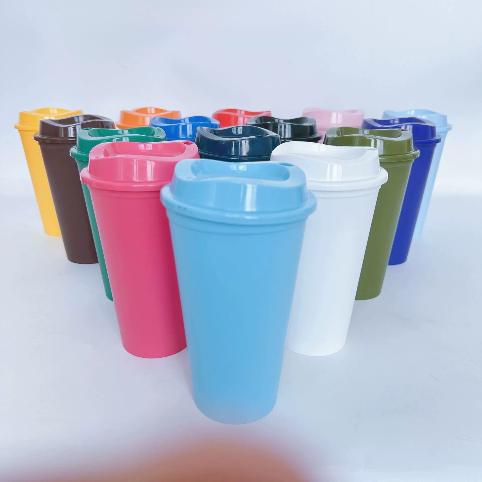 源头工厂新品大容量16OZ塑料咖啡杯PP材质创意小巧便携单层咖啡杯