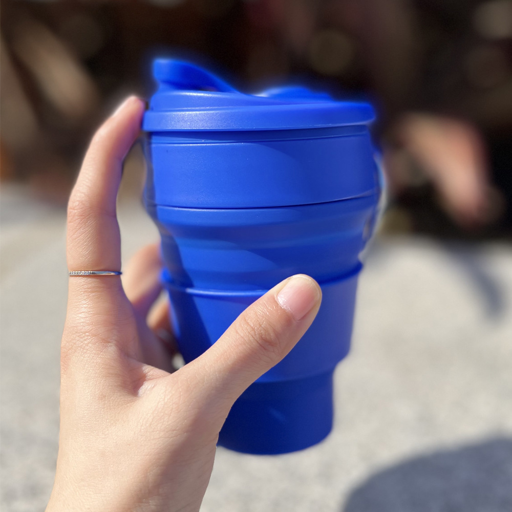 现货供应户外便携硅胶折叠杯户外旅行硅胶随手杯跨境热卖可折叠伸白底实物图