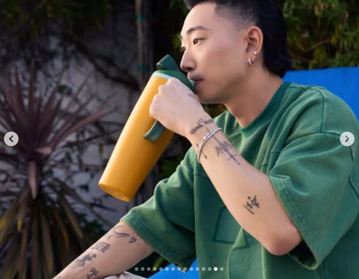 新款时尚纯色不锈钢保温杯户外简约带手柄汽车杯便携大容量啤酒杯详情6