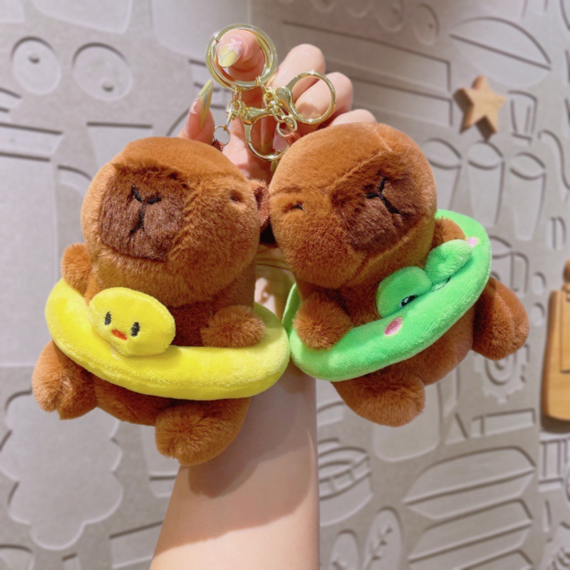卡皮巴拉游泳圈系列钥匙扣玩偶儿童玩具毛绒挂件书包挂件饰品批发