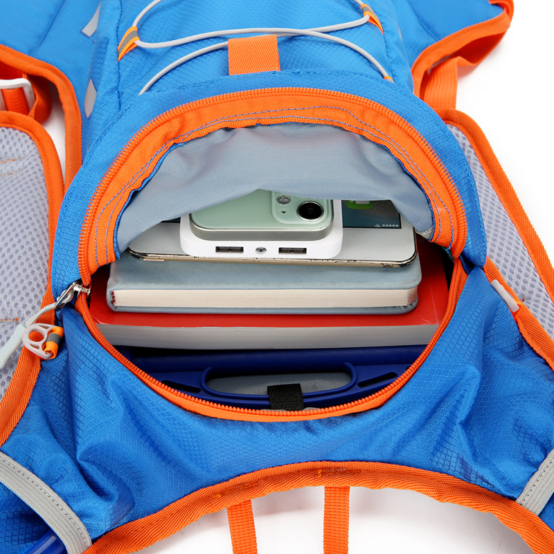 运动背包实物图