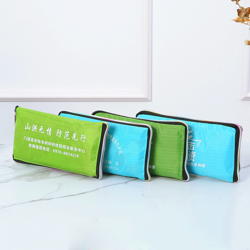 帆布女包实物图