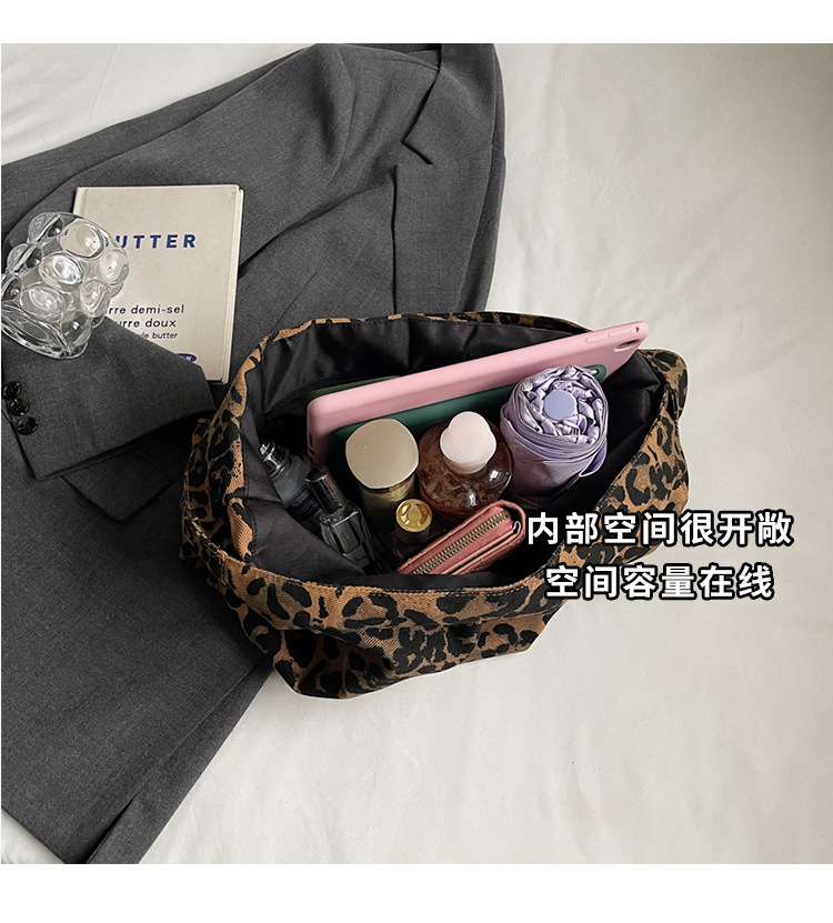 2024秋季新款时尚大容量慵懒风腋下单肩包豹纹通勤托特包百搭秋冬详情7