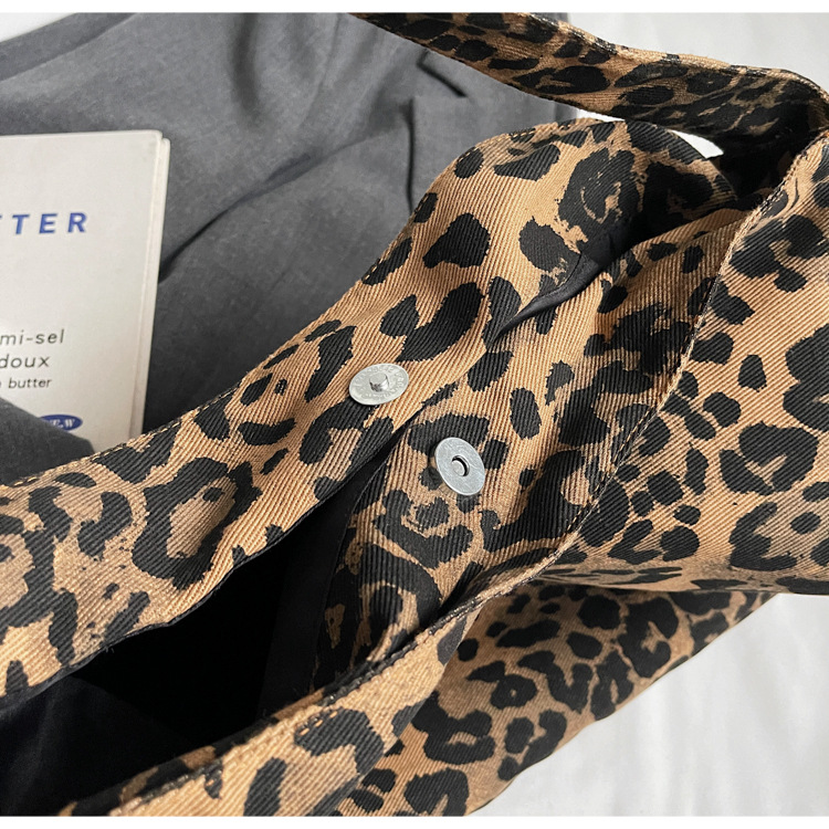 2024秋季新款时尚大容量慵懒风腋下单肩包豹纹通勤托特包百搭秋冬详情12