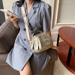 跨境外贸斜挎包2025新款轻便纯色尼龙布女包都市简约单肩妈妈包详情4