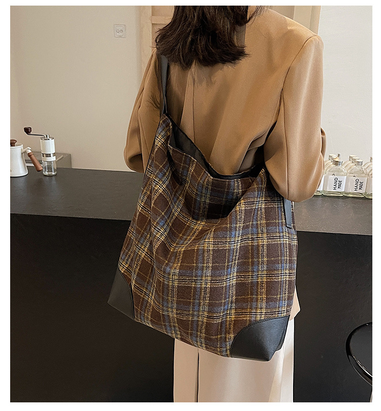 外贸出口跨境毛呢格子大包包女潮韩国托特包学院风休闲大容量包详情1