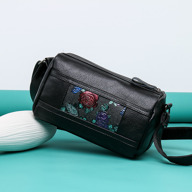 跨境外贸斜挎包2025新款轻便纯色尼龙布女包都市简约单肩妈妈包