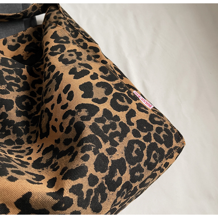 2024秋季新款时尚大容量慵懒风腋下单肩包豹纹通勤托特包百搭秋冬详情13