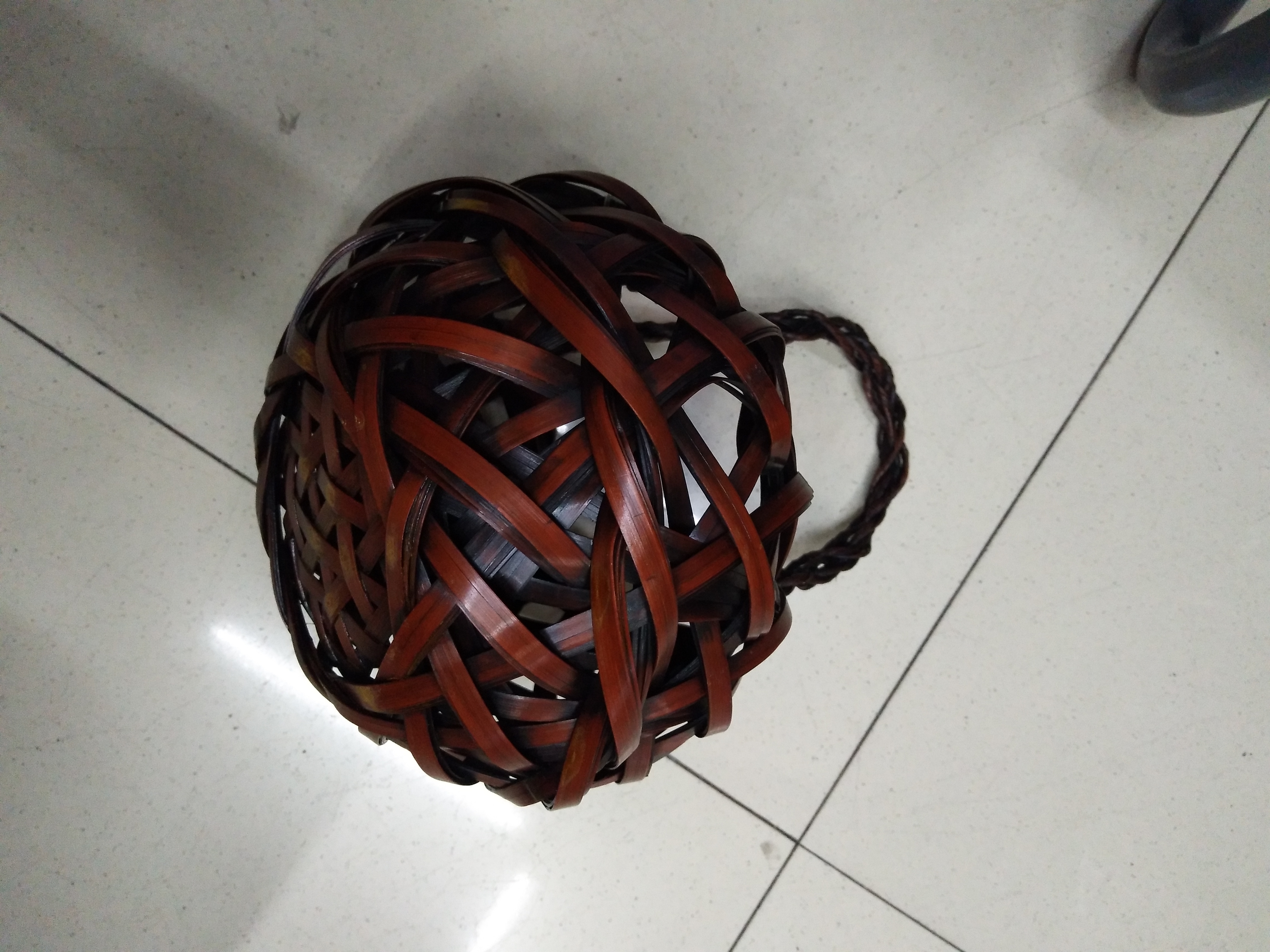 竹木供应。竹包，藤包，竹木工艺品,工艺品摆件