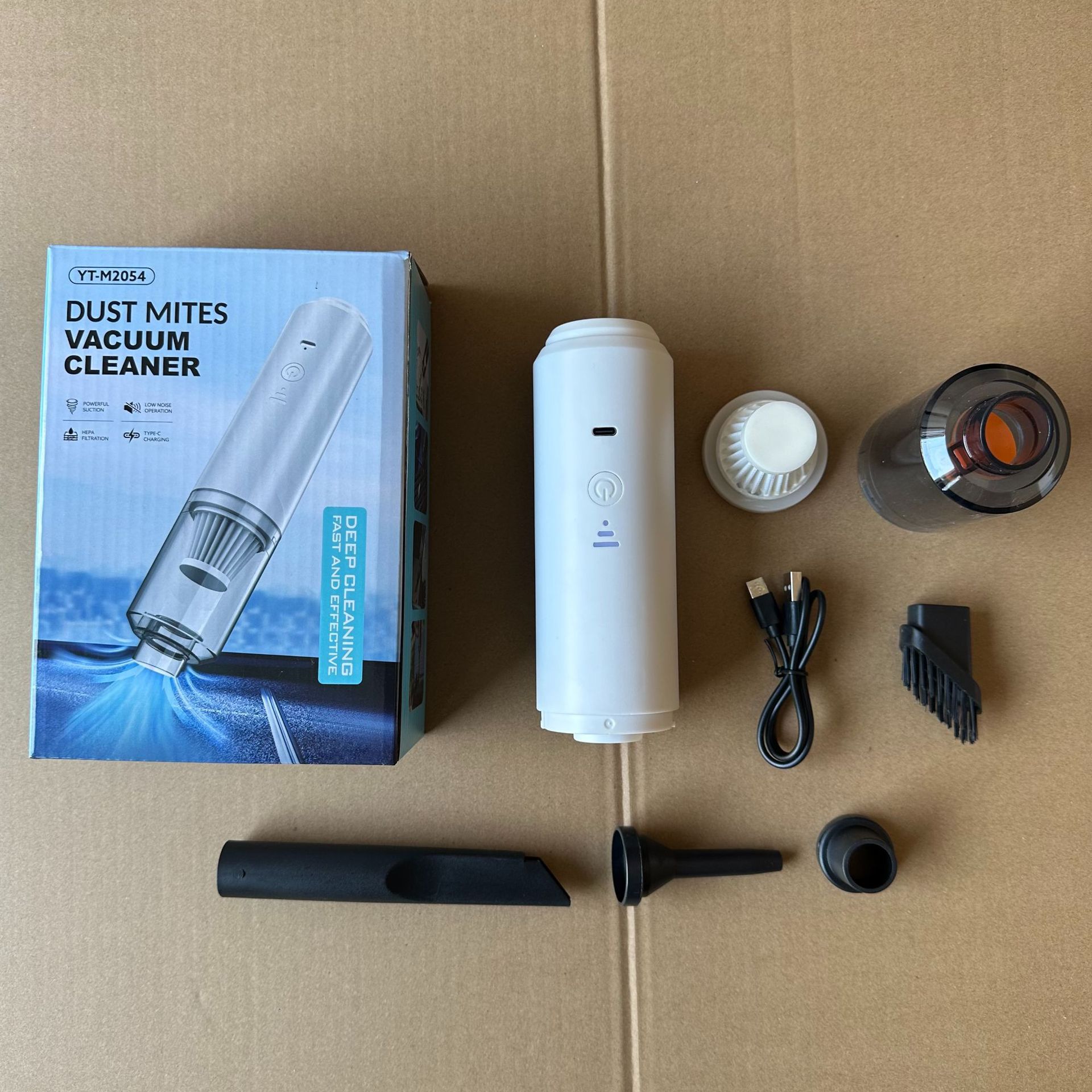 Mini car vacuum cleaner, car and home dual-purpose wireless vacuum cleaner, high-power car dust collector, portable storage Item Picture