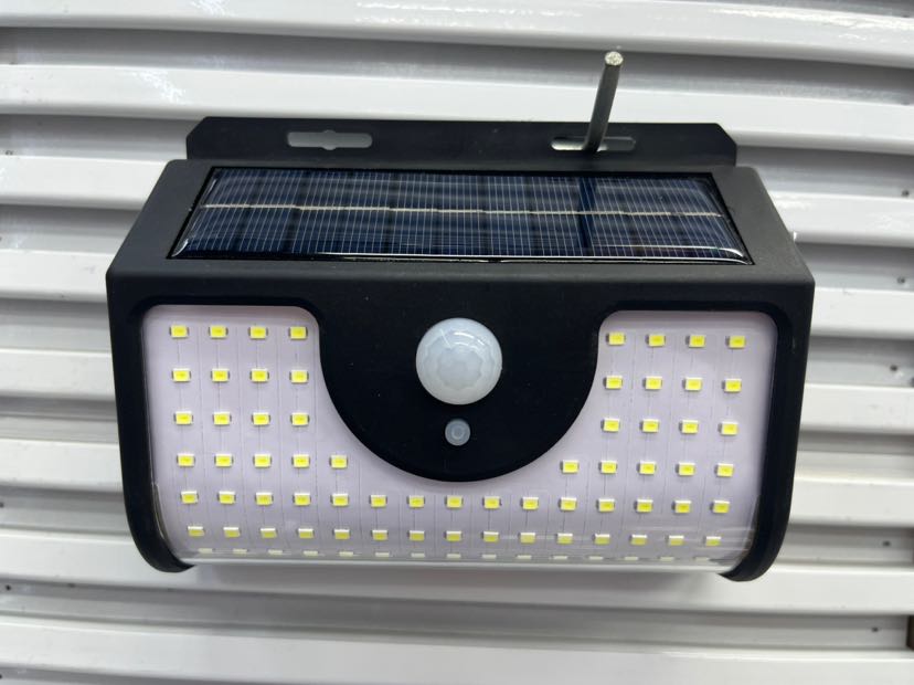 Solar lamps, outdoor clips, garden lamps, bright street lamps in the dark, household wall lamps pic 2