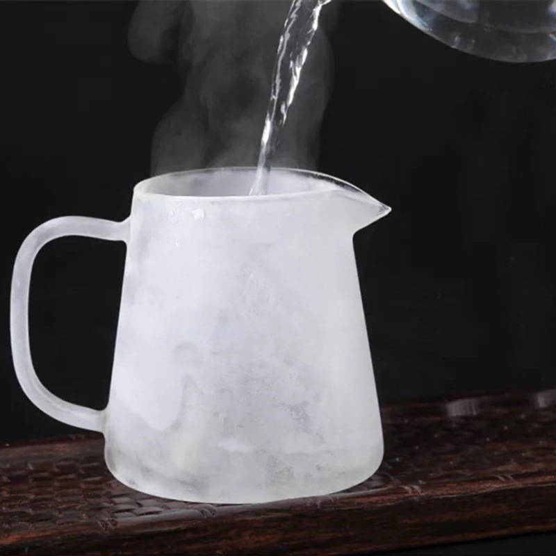 Factory wholesale thickened heat-resistant glass fair cups, transparent tea dispensers, large tea sea and tea ceremony accessories, customized LOGO pic 4