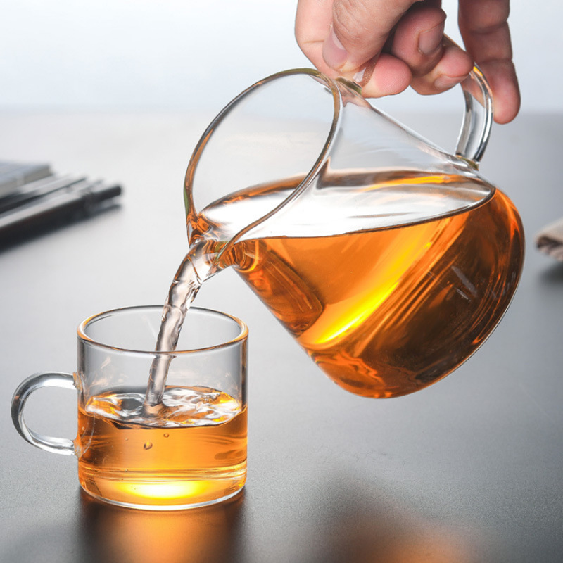 Factory wholesale thickened heat-resistant glass fair cups, transparent tea dispensers, large tea sea and tea ceremony accessories, customized LOGO Specification image