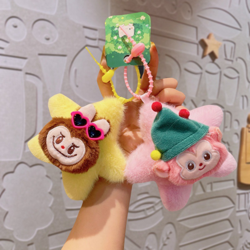 Cute internet-famous bucktoothed plush pendants, wholesale toys, cartoon schoolbags, hanging ornaments, keychains, dolls and stuffed toys