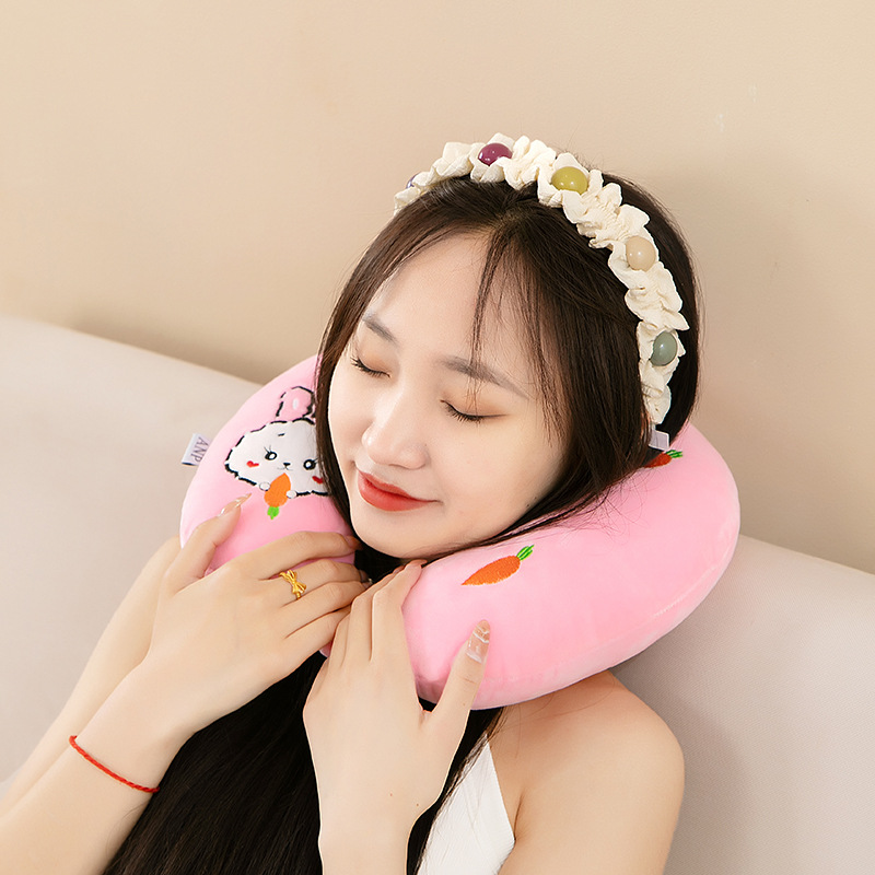 Cross-border cartoon pillows, U-shaped pillows, wholesale printed logo neck protection pillows, driving travel student midday nap pillows