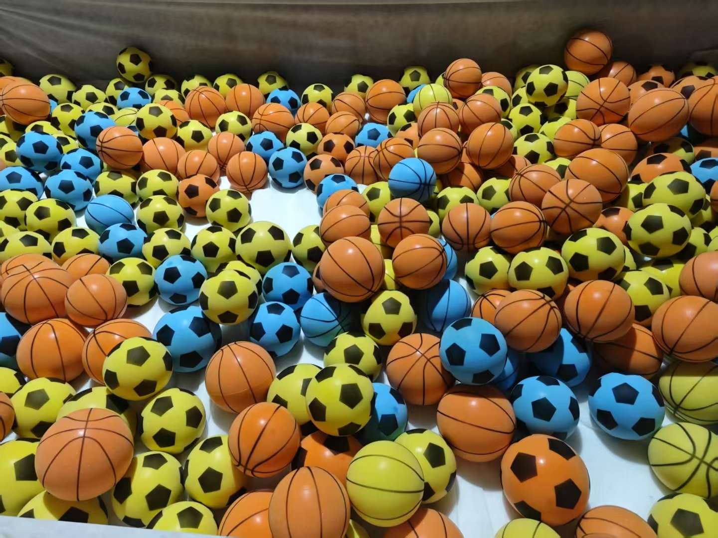 静音球篮球足球，室内训练球国内外供货厂家直销详情8