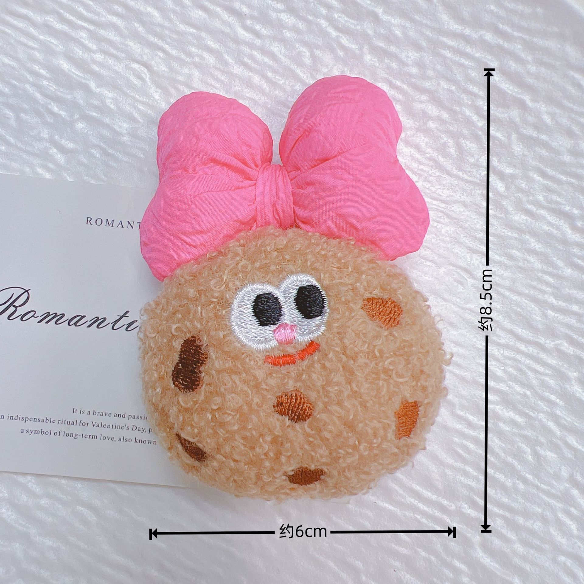 可爱曲奇毛绒挂件美食毛绒公仔钥匙扣包包挂饰摆摊热销款毛绒玩偶详情8