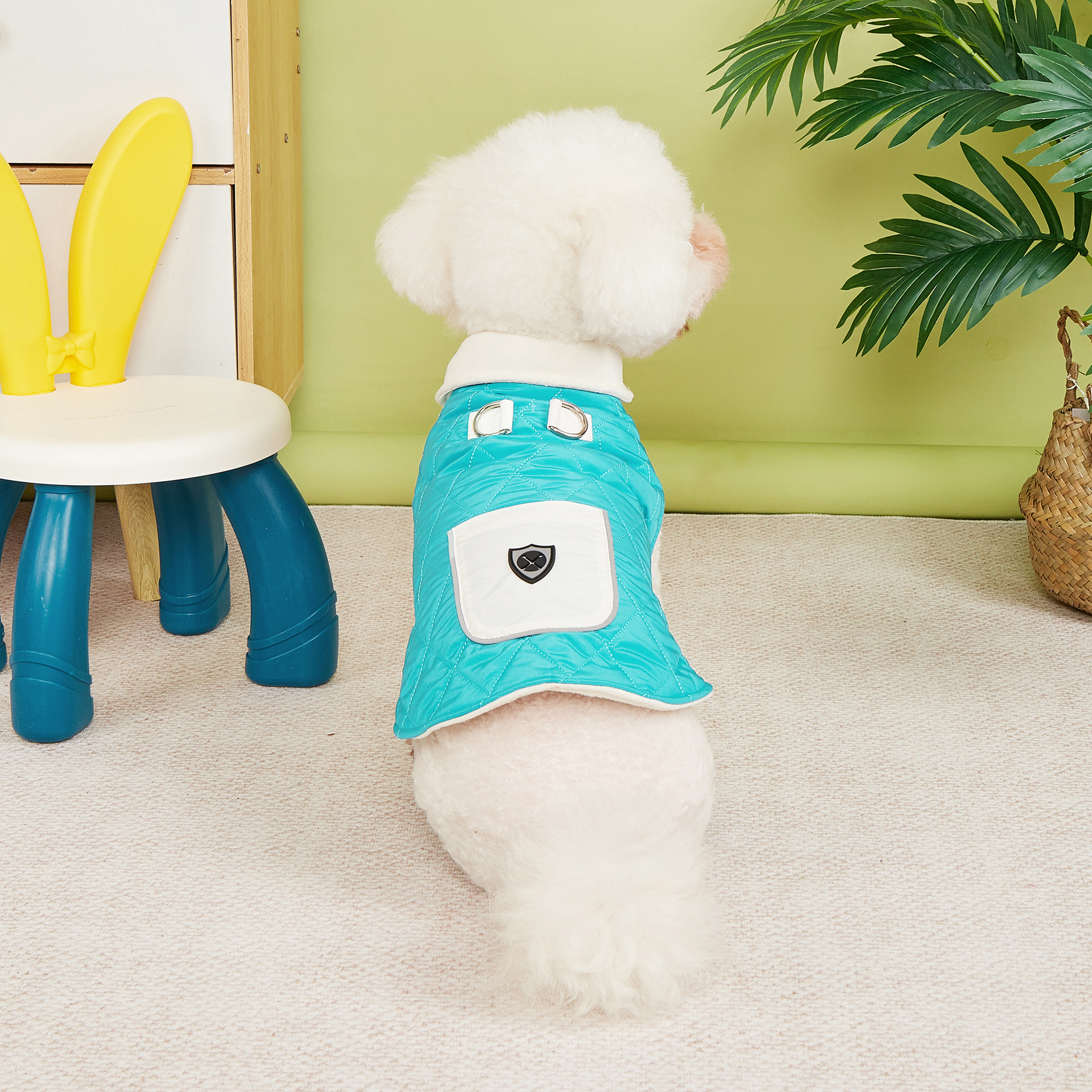 New dog vest adjustable chest and back dog clothing Bichon Frise Teddy Corgi cold-proof dog clothing winter new style details Picture