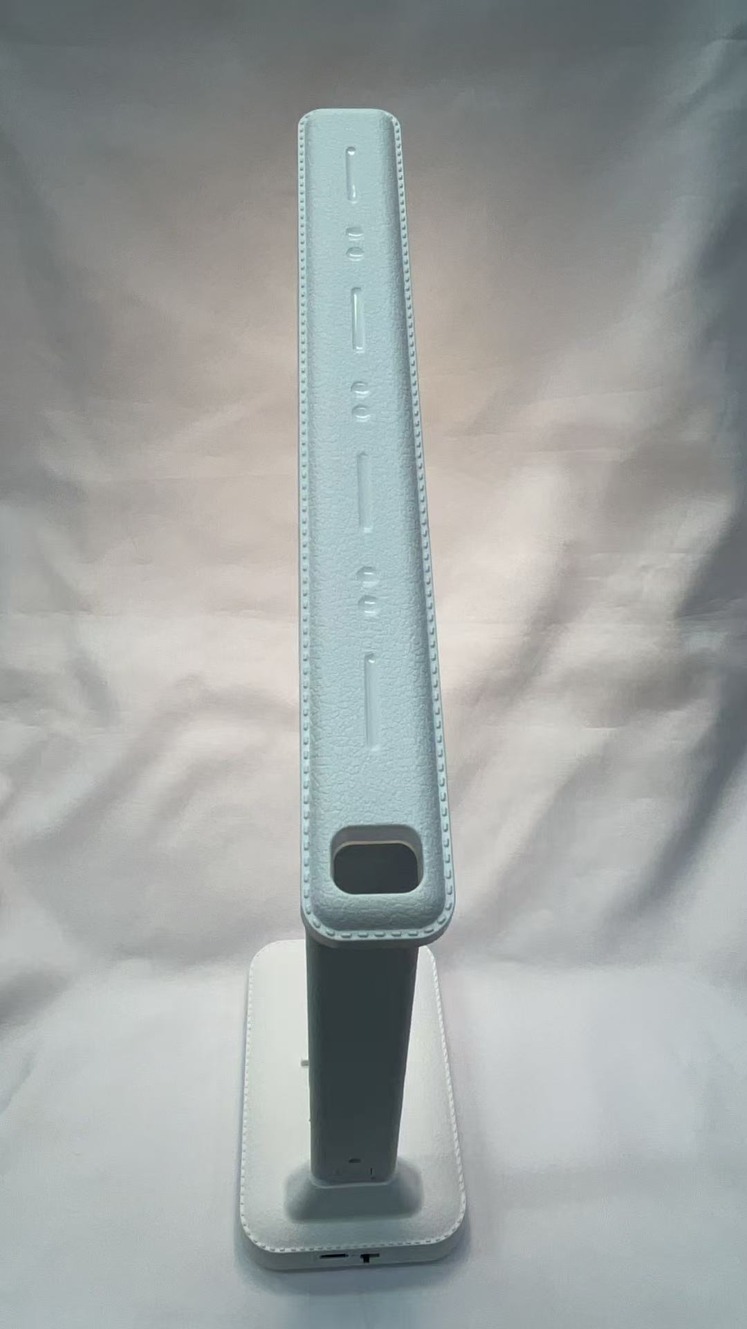 Charging desk lamp, LED eye-protecting lamp, touch switch, student dormitory charging study lamp, built-in battery gift lamp pic 6