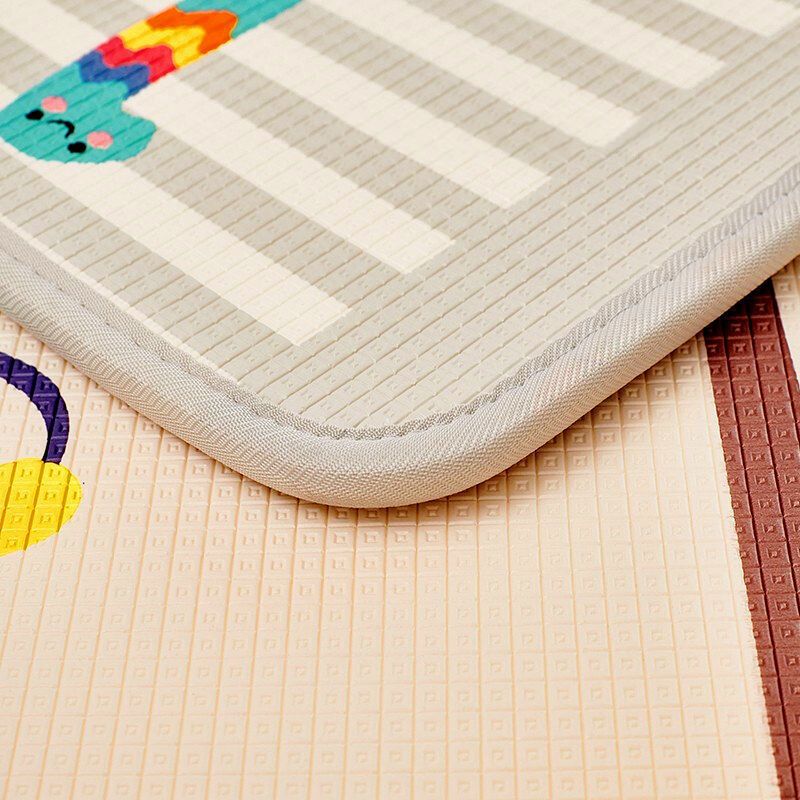 Baby crawling mat, thickened crawling mat, floor mat, foam spliced mat, folding mat, picnic mat, floor mat Application Scenario