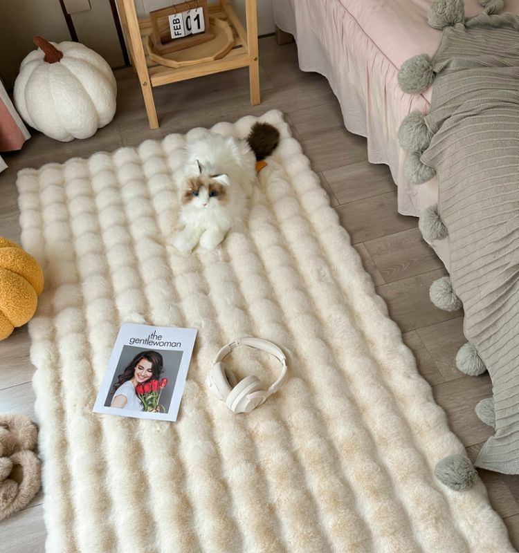 Rabbit-like plush cream-style plush carpet, bubble plush floor mat, bedroom bedside blanket, living room bay window mat, household blanket pic 1