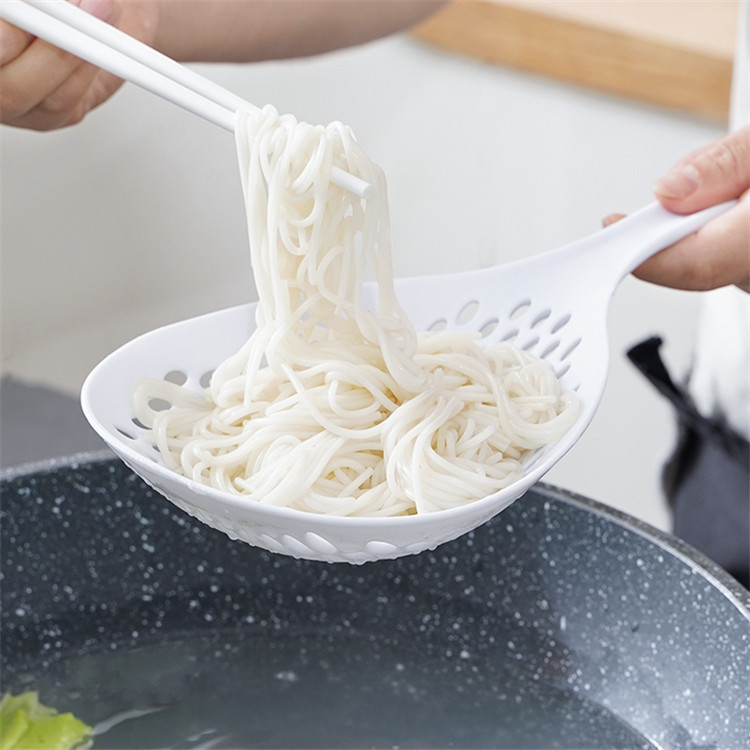 Leaky spoon for household kitchen, leaky spoon for frying, draining water, scooping dumplings, large scooping spoon, filter screen, leaky spoon, filter screen, kitchen details Picture