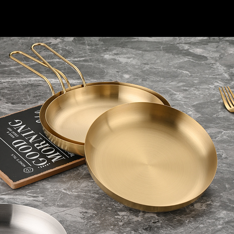 Creative snack plates with handles, stainless steel golden dessert plates, commercial Western-style steak plates, barbecue plates, flat plates and vegetable plates details Picture