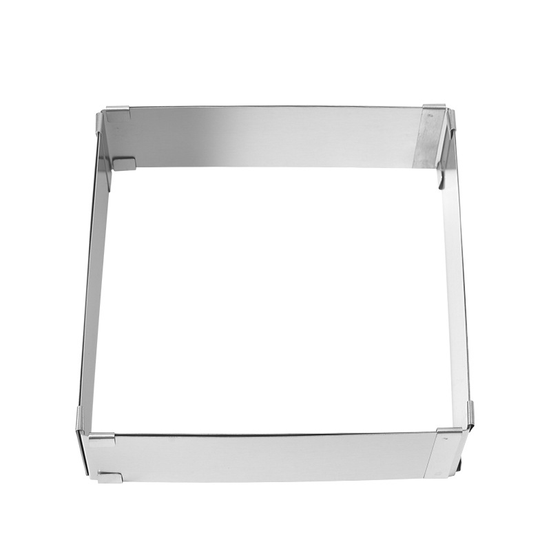 The stainless steel kitchenware mousse ring can be adjusted and extended to adjust the size of the cake mold and baking tools Application Scenario