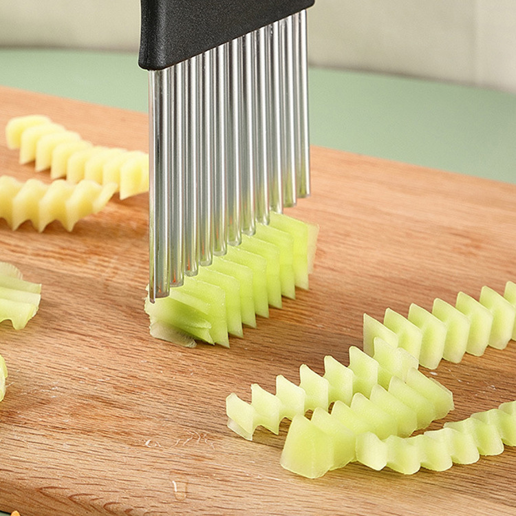 Stainless steel potato cutter, wolf-tooth corrugated French fries cutter, potato slicer, fancy vegetable cutter, kitchen small tools details Picture