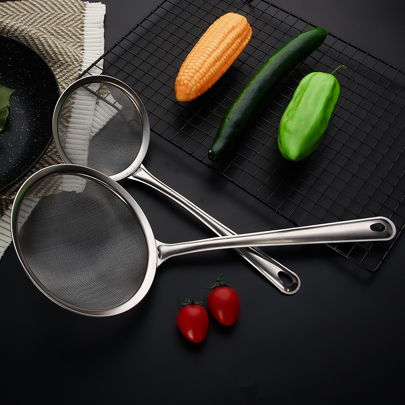 Stainless steel mesh leak-leaking grid soy milk and juice filter screen, kitchen household noodle scooping ladle, deep-frying oil filter screen, flour sieve Specification image