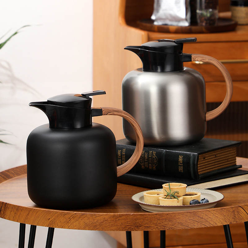 304 stainless steel Harley stewed teapot, vacuum insulated kettle, household car insulated bottle, thermos, hot water bottle, large capacity details Picture