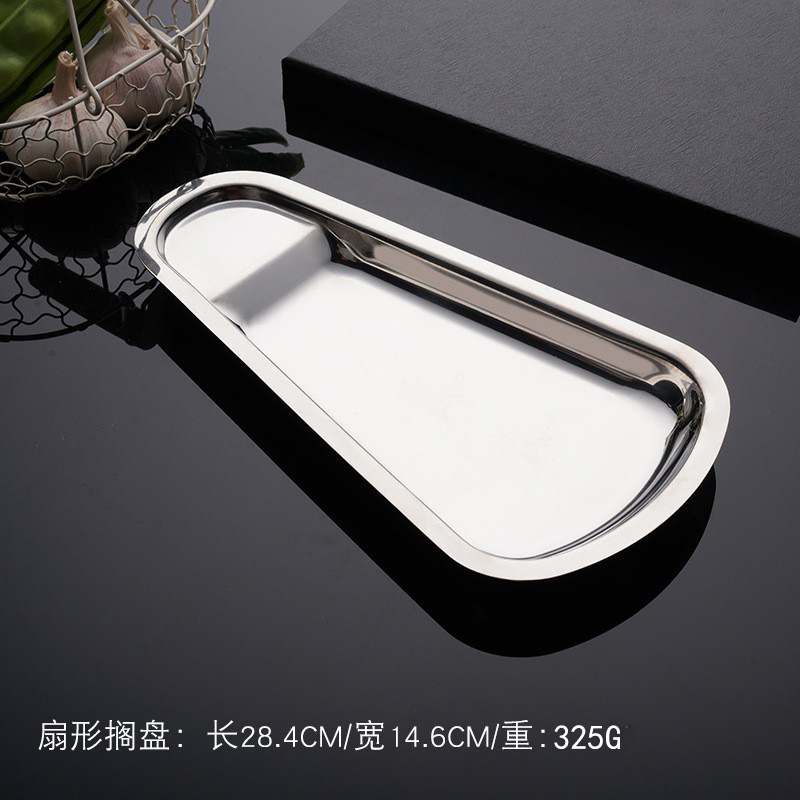 Stainless steel fan-shaped square shelves, restaurant and hotel hot pot fish-shaped spoon trays, buffet plates, food tongs and shelves Item Picture