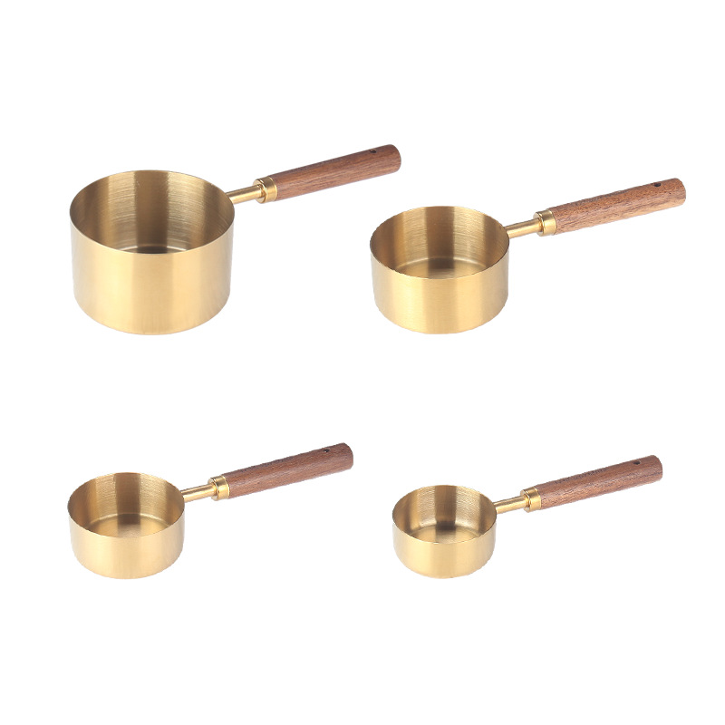 8-piece stainless steel measuring spoon and cup set, rose gold measuring spoon set with scale and acacia wood handle, measuring and baking tools Application Scenario