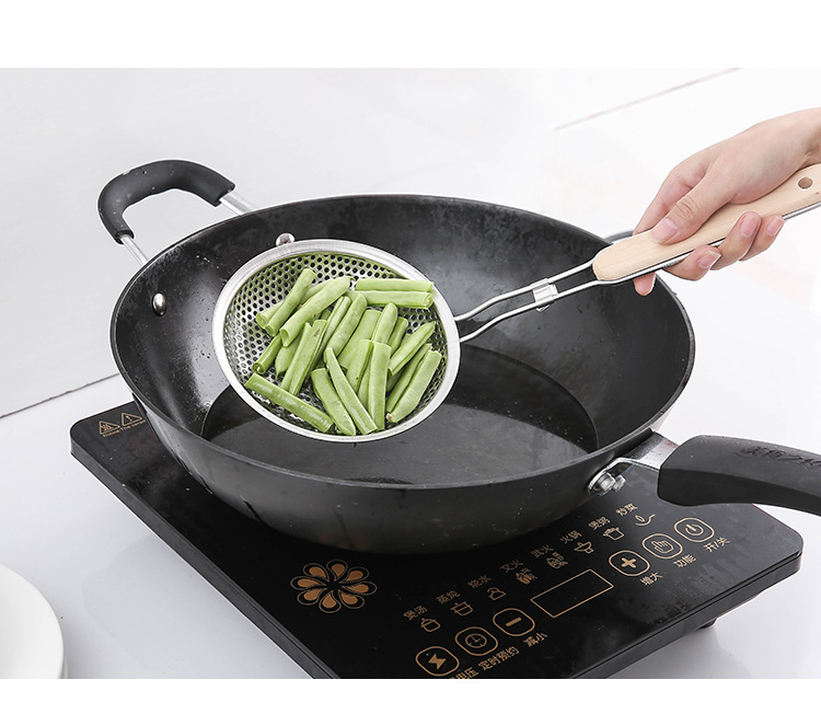 Household stainless steel strainer, small hole frying scoop, wooden handle, filter screen, multiple specifications, wall-mounted oil compartment pic 7